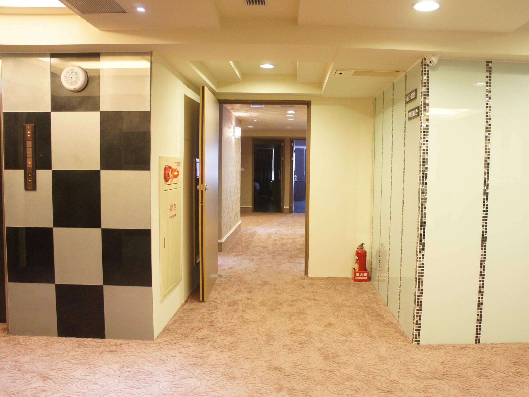 Taichung Saint Hotel Esterno foto